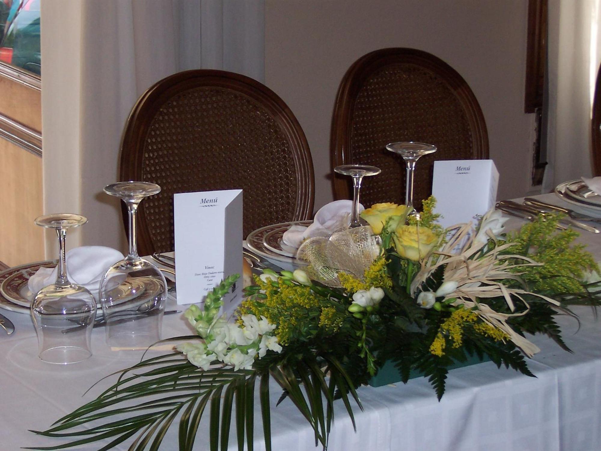 โรงแรมซาราอุส ซาเราทซ์ ร้านอาหาร รูปภาพ
